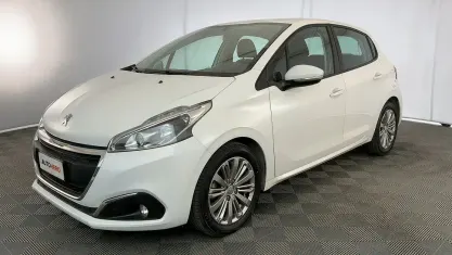 Usata Peugeot 208 Active 102 CV (75 kW) 2020 Bianco Utilitaria