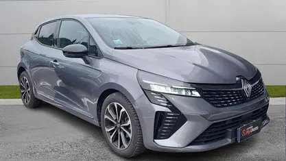 Usata Renault Clio V Techno 91 CV (66 kW) 2025 Grigio Berlina