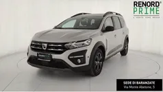 Grigio chiaro Usata 2022 Dacia Jogger Extreme SUV | 16.890 € (Buon prezzo)
