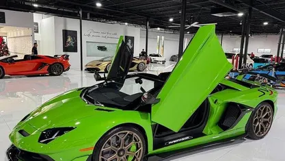 Usata Lamborghini Aventador 770 CV (566 kW) 2021 Verde Cabrio