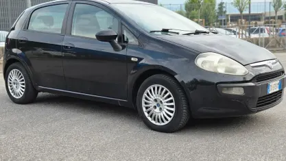 Usata Fiat Punto Evo Active 75 CV (55 kW) 2010 Nero Utilitaria