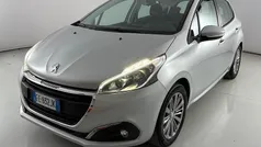 Usata 2016 Peugeot 208 Active Due volumi | 6900 € (Buon prezzo)