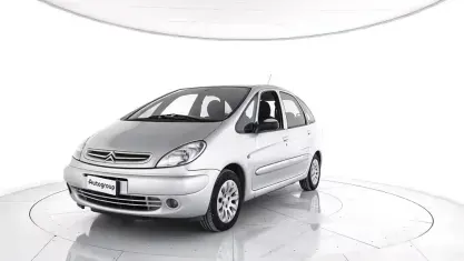 Usata Citroën Xsara Picasso Elegance 90 CV (66 kW) 2002 Grigio Monovolume