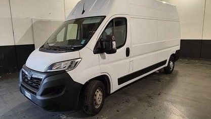 Begagnad Opel Movano S 140 HK (102 kW) 2023 Vit Van