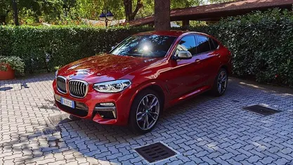 Usata 2018 BMW X4 Comfort Edition SUV | 52.990 €