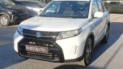 Usata 2025 Suzuki Vitara Cool SUV | 25.450 € (Buon prezzo)