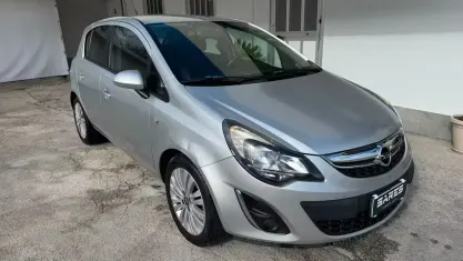 Usata Opel Corsa Sport 86 CV (63 kW) 2014 Grigio Utilitaria