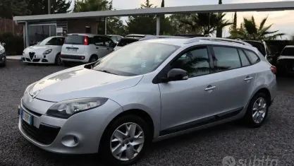 Usata Renault Mégane GrandTour GT 110 CV (80 kW) 2011 Grigio Station wagon