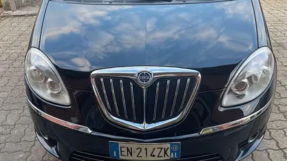 Usata 2013 Lancia Musa Monovolume | 5200 € (Buon prezzo)