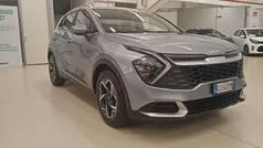 Lunar silver Usata 2022 Kia Sportage 2 SUV | 23.900 € (Buon prezzo)