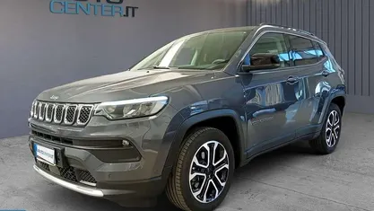 Grigio Usata 2022 Jeep Compass Limited SUV | 25.900 € (Buon prezzo)