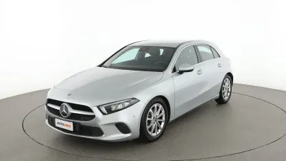 Käytetty Mercedes A180 Progressive 136 HP (100 kW) 2020 Hopea