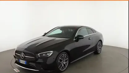 Usata Mercedes E220 Premium Plus 195 CV (143 kW) 2022 Nero Coupé