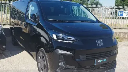 Usata Fiat Ulysse 130 kW (177 CV) 2025 Nero Monovolume