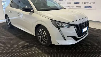 Usata Peugeot 208 Active 75 CV (55 kW) 2022 Utilitaria