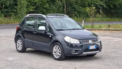 Usata Fiat Sedici Emotion 135 CV (99 kW) 2012 Nero SUV