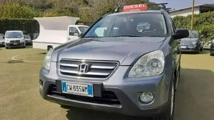 Usata Honda CR-V LS 140 CV (102 kW) 2005 Argento SUV