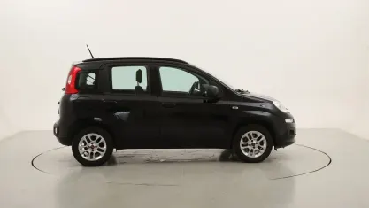 Usata Fiat Panda Lounge 69 CV (50 kW) 2021 Neronero Utilitaria