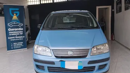 Usata Fiat Idea 90 CV (66 kW) 2006 Bluazzurro Monovolume