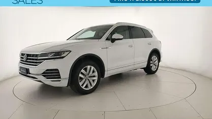 Pure white Usata 2020 VW Touareg Elegance SUV | 41.900 € (Ottimo prezzo)
