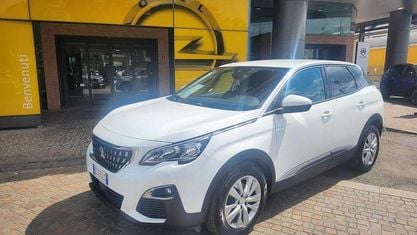 Usata Peugeot 3008 Active 131 CV (96 kW) 2020 Bianco SUV