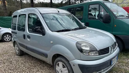 Usata Renault Kangoo 75 CV (55 kW) 2007 Gray Monovolume