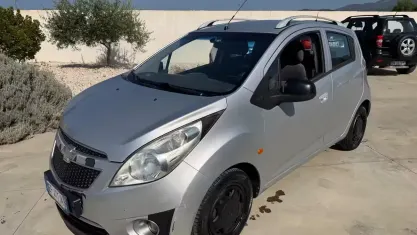 Usata Chevrolet Spark 68 CV (50 kW) 2012 Grigio Utilitaria