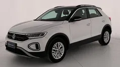 Pure white nero Usata 2023 VW T-Roc Life SUV | 27.500 € (Buon prezzo)