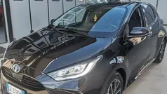 Nero Usata 2022 Toyota Yaris Hybrid Trend Due volumi | 17.900 € (Buon prezzo)