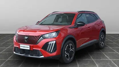 Usata 2024 Peugeot 2008 Allure SUV | 20.500 € (Buon prezzo)