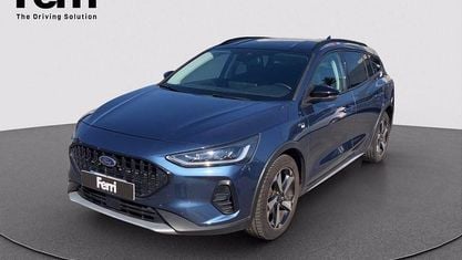 Usata Ford Focus Active 125 CV (91 kW) 2023 Chrome blue Station wagon