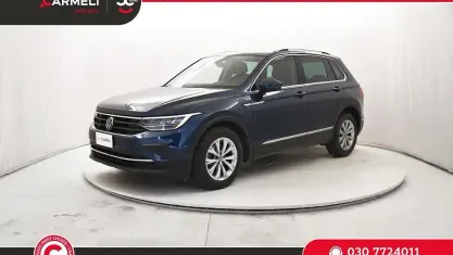 Usata VW Tiguan Life 122 CV (89 kW) 2022 Blu SUV