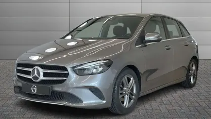 Usata Mercedes B180 136 CV (100 kW) 2020 Grigio antracite met Monovolume