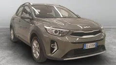 Verde Usata 2022 Kia Stonic Urban SUV | 15.500 € (Buon prezzo)