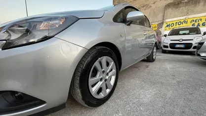 Usata Opel Corsa 75 CV (55 kW) 2015 Argento Berlina