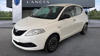 Usata Lancia Ypsilon 69 CV (50 kW) 2020 Utilitaria