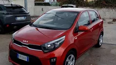 Rosso Usata 2023 Kia Picanto Urban Due volumi | 12.900 € (Buon prezzo)