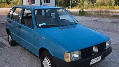 Usata Fiat Uno 45 CV (33 kW) 1984 Bluazzurro Utilitaria