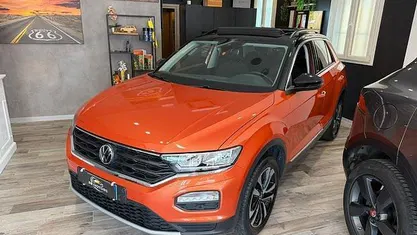 Usata VW T-Roc United 116 CV (85 kW) 2020 Arancione SUV