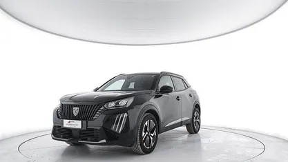 Usata Peugeot 2008 Allure 101 CV (74 kW) 2025 SUV