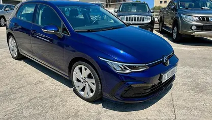 Usata VW Golf VII Style 150 CV (110 kW) 2021 Blu Utilitaria