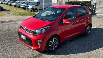 Usata Kia Picanto Active 65 CV (47 kW) 2019 Rosso Utilitaria