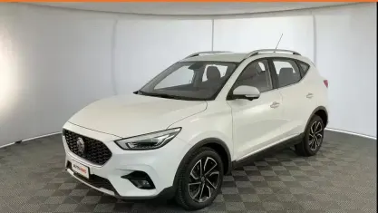 Usata MG ZS Luxury 106 CV (77 kW) 2024 Bianco SUV