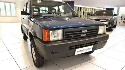 Usata Fiat Panda 4x4 Club 50 CV (36 kW) 1993 Blu Utilitaria