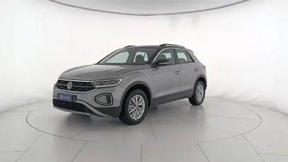 Usata VW T-Roc Life 150 CV (110 kW) 2025 Pyrit silver metallizzato nero SUV