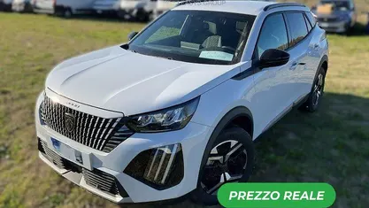 Usata Peugeot 2008 131 CV (96 kW) 2024 SUV