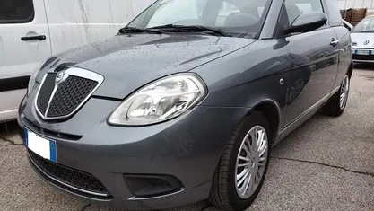 Grigio Usata 2007 Lancia Ypsilon Due volumi | 3799 € (Buon prezzo)