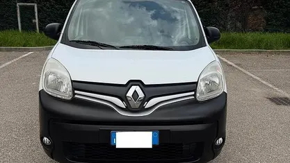 Usata Renault Kangoo 90 CV (66 kW) 2016 Monovolume