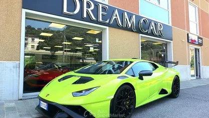 Usata Lamborghini Huracán 640 CV (470 kW) 2022 Verde Coupé