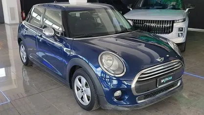 Usata Mini One D Business 95 CV (69 kW) 2015 Blu Utilitaria